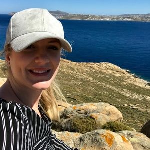 Meet your Posher, Lucia